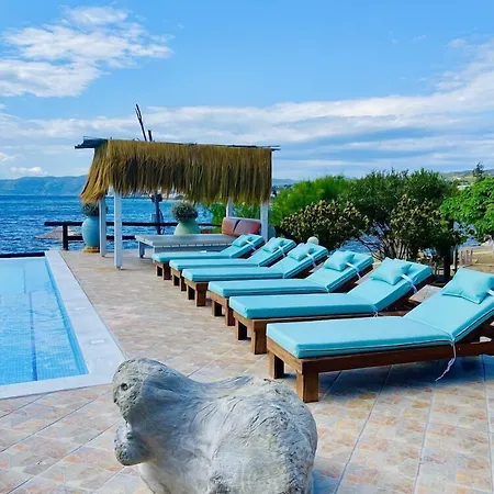 Venus Hotel 3*